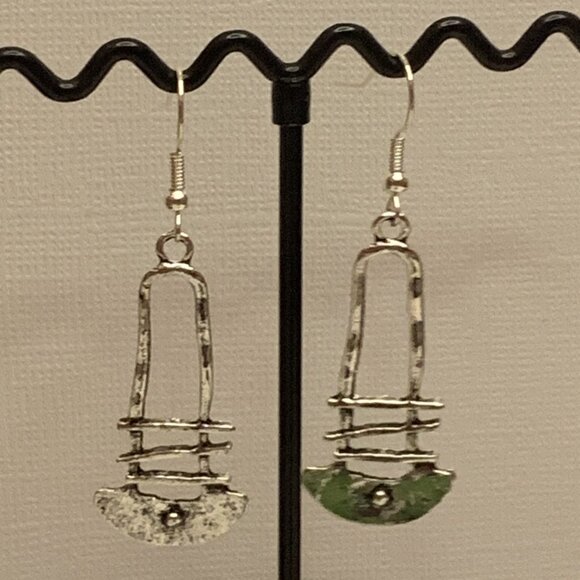 Axe Earring, Viking Earring, Warrior Earring, Punk Goth Earring, Halloween - Picture 5 of 6